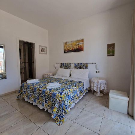 La Trinacria Di Capo Passero Portopalo Di Capo Passero Buitenkant foto